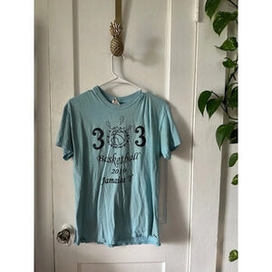 303 Basketball 2019 Jamaica size Medium t-shirt